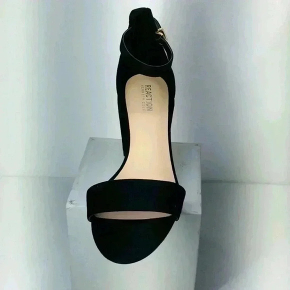 Reaction Kenneth Cole ankle strap sandal - Picture 2 of 10
